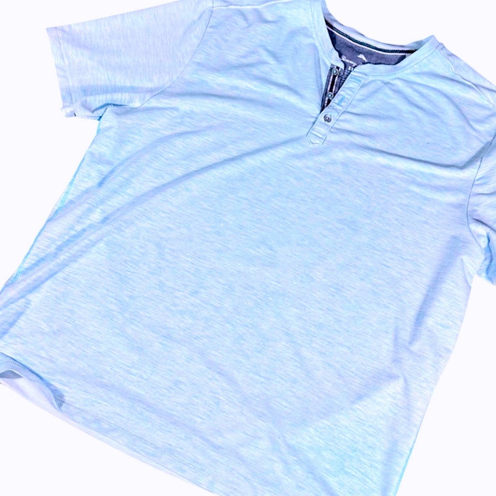 Tommy Bahama Henley Shirt Mens XXL Pale Blue Short Sleeve Stretch Recycled Blend
